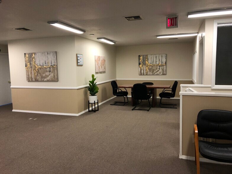 More Photos Of 403 N Wc Riles St, Flagstaff Office For Lease