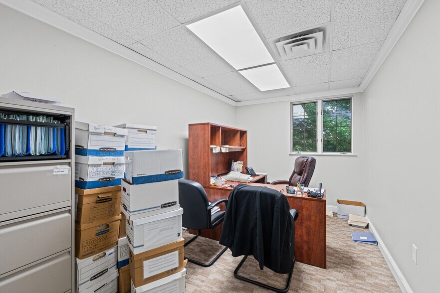 More Photos Of 10521 Judicial Dr, Fairfax Medical For Sale