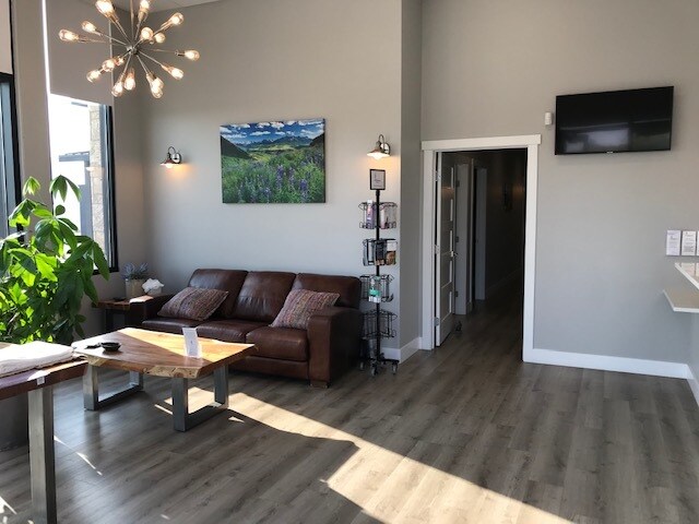 More Photos Of 7 Spectrum Loop, Colorado Springs Storefront Retail Office For Lease