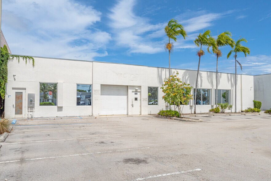 More Photos Of 3000 SW 2nd Ave, Fort Lauderdale Warehouse For Sale