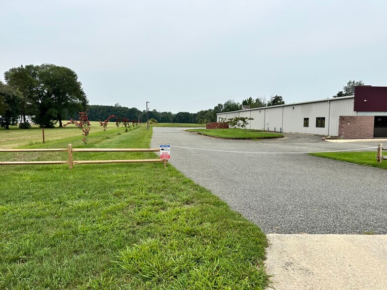 More Photos Of 1980 S West Blvd, Vineland Manufacturing For Lease