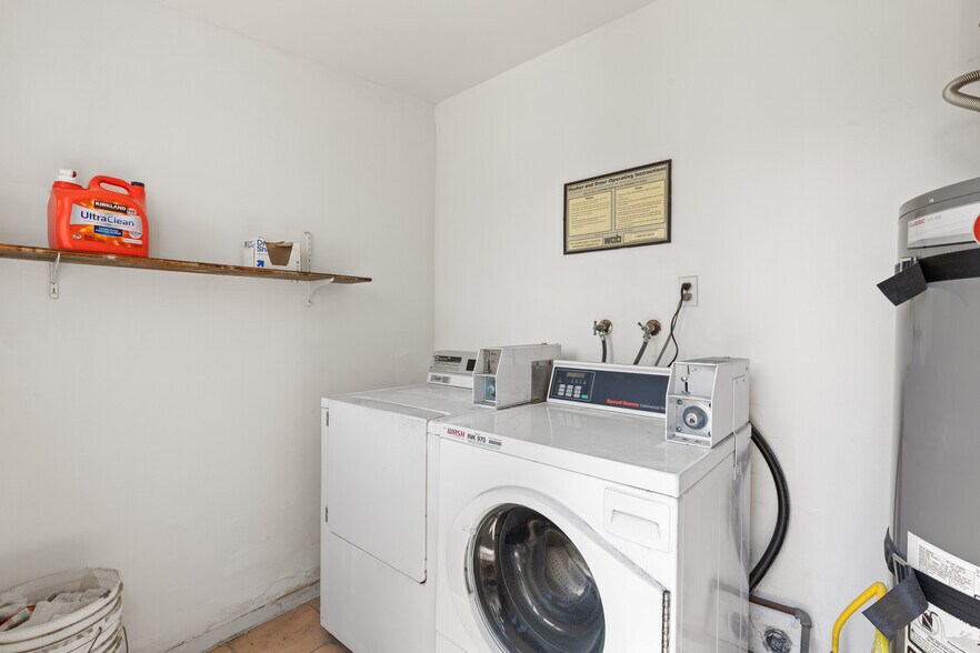 More Photos Of 1671-1673 Missouri St, San Diego Apartments For Sale