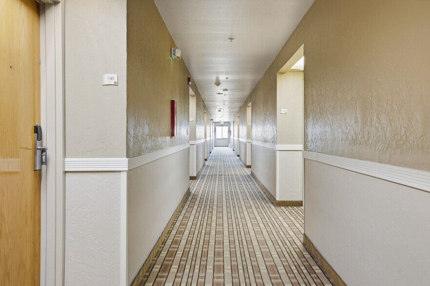 More Photos Of 1575 S Meridian Rd, Meridian Hotel For Sale