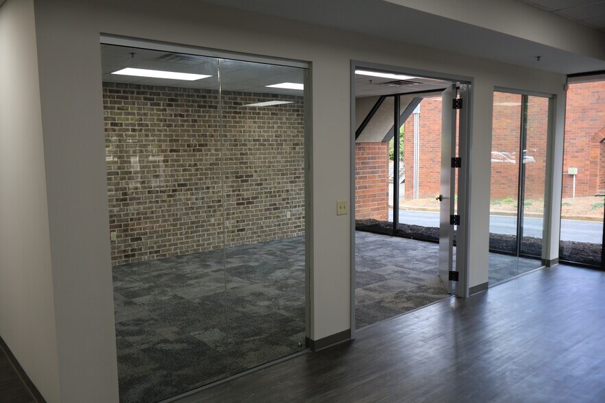 More Photos Of 5345 Oakbrook Pky, Norcross Industrial For Sale