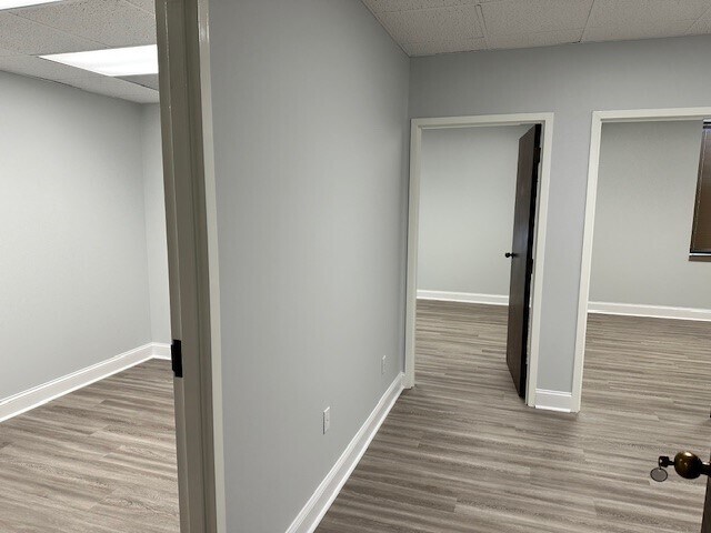 More Photos Of 2101 N Sardis Rd, Charlotte Office For Lease