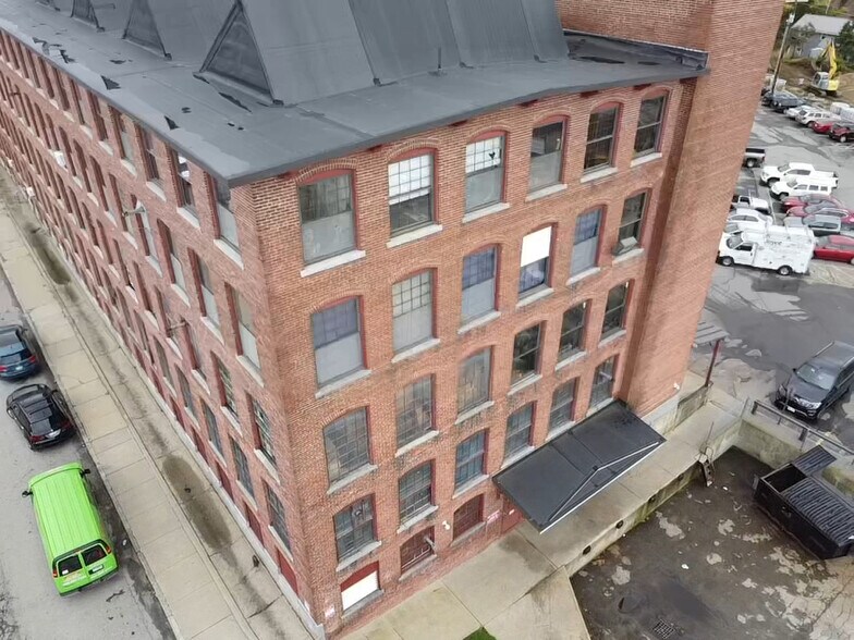 More Photos Of 51-55 Lake St, Nashua Light Manufacturing For Sale