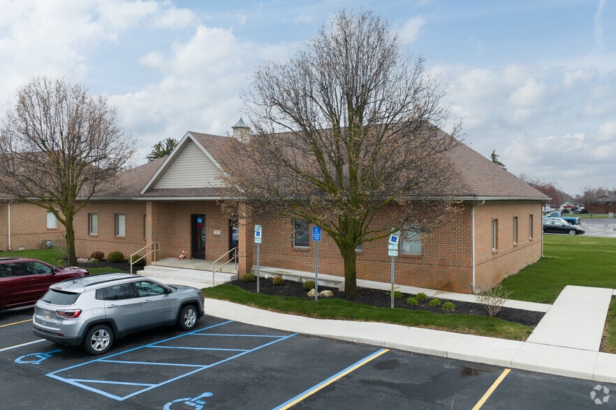 More Photos Of 900 W South Boundary St, Perrysburg Unknown For Sale