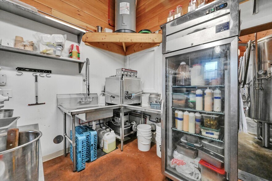 More Photos Of 301 W Main St, Ephrata Hospitality For Sale