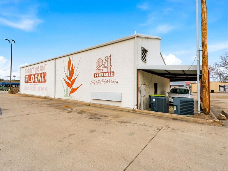 More Photos Of 530 N Mississippi Ave, Ada Freestanding For Sale