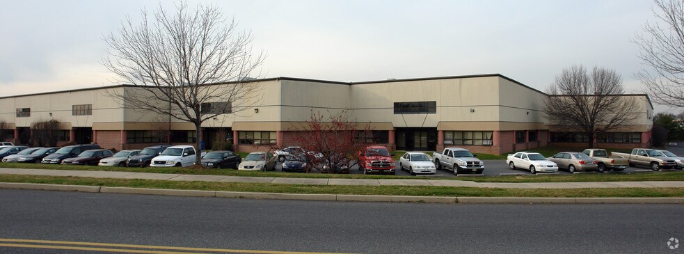 Primary Photo Of 22 S Commerce Way, Bethlehem Warehouse For Lease