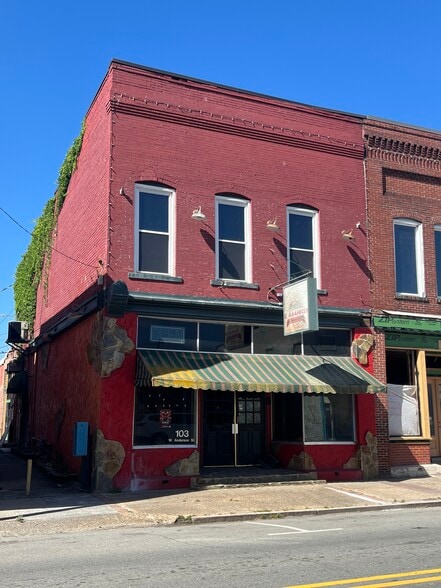 Primary Photo Of 103 W Anderson St, Selma Restaurant For Sale