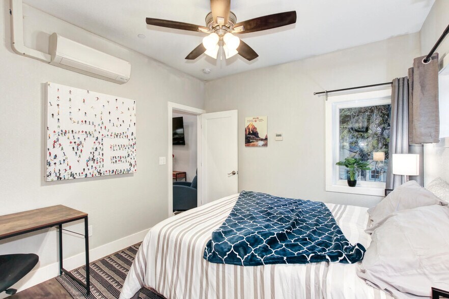 More Photos Of 1413-1415 Victorian Aly, Sacramento Apartments For Sale
