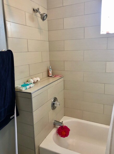 More Photos Of 1129-1135 W 10th St, San Pedro Apartments For Sale