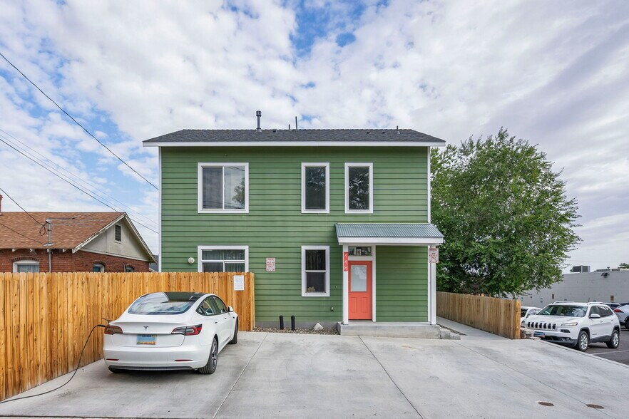 More Photos Of 446 Roberts St, Reno Multifamily For Sale