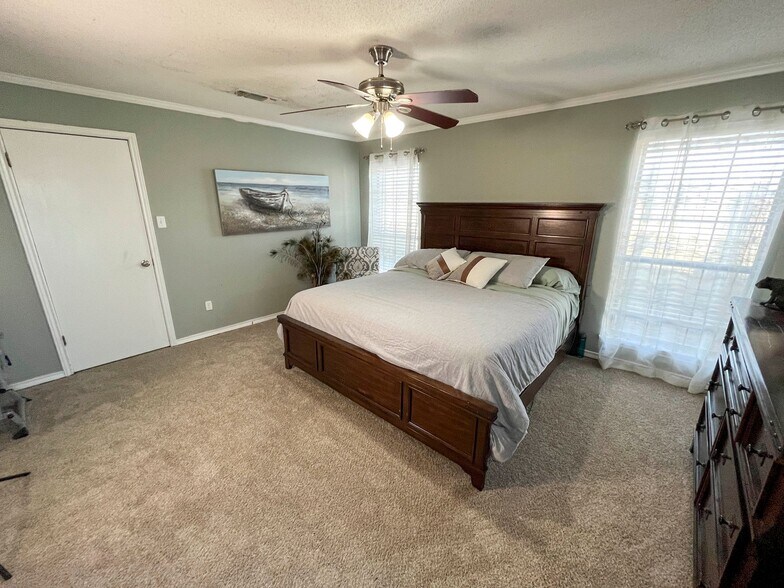 More Photos Of 11001 S State Highway 95, Taylor Land For Sale