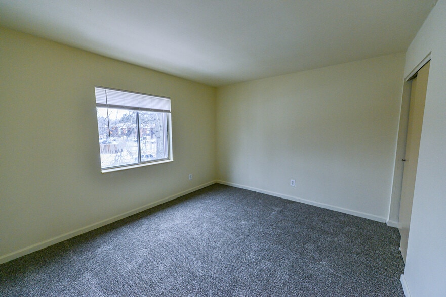 More Photos Of 307-2953 Bien Venido dr, Saint Louis Apartments For Sale