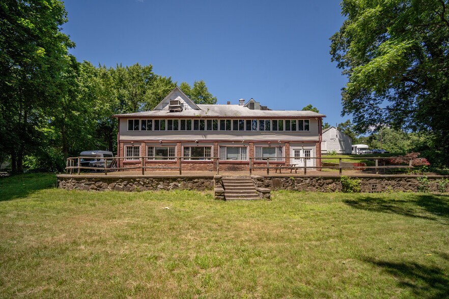 More Photos Of 2589 Boston Rd, Wilbraham Restaurant For Sale