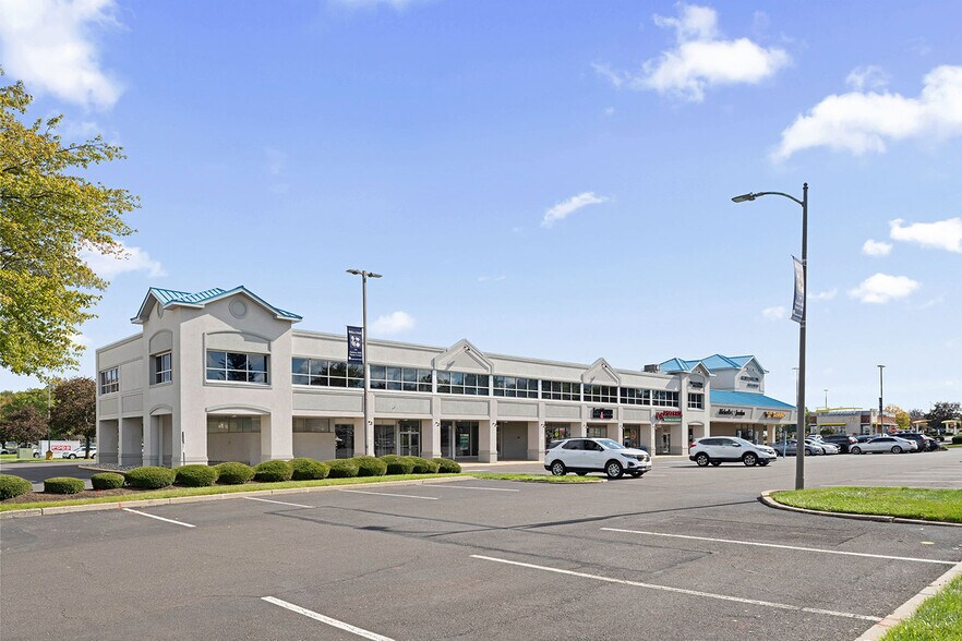 Primary Photo Of 405-467 S Oxford Valley Rd, Fairless Hills General Retail For Lease