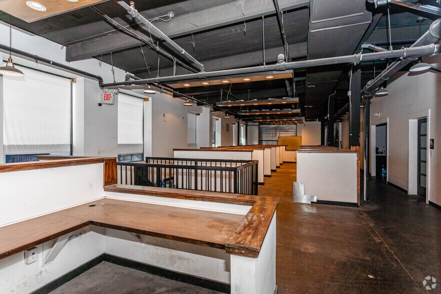 More Photos Of 99 Jersey Ave, New Brunswick Warehouse For Lease