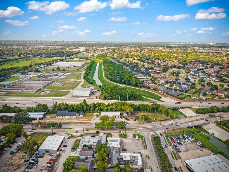 More Photos Of 11950 Alief Clodine Rd, Houston Light Distribution For Lease