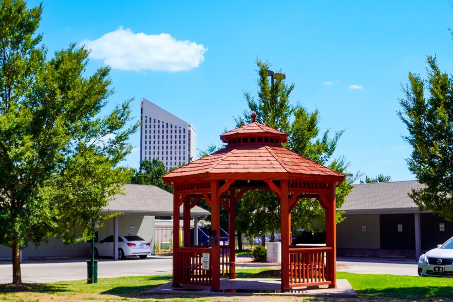 More Photos Of 429 W Central Ave, Wichita Apartments For Sale