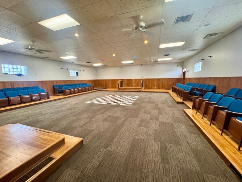 More Photos Of 7689 S Center Sq, Midvale Office For Sale