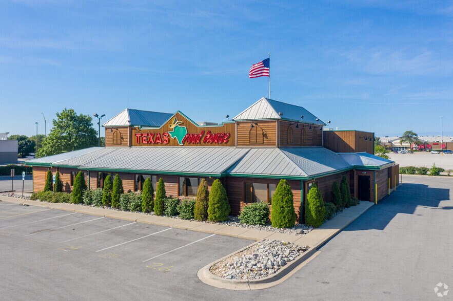 More Photos Of 3151 Tonti Dr, Joliet Restaurant For Sale