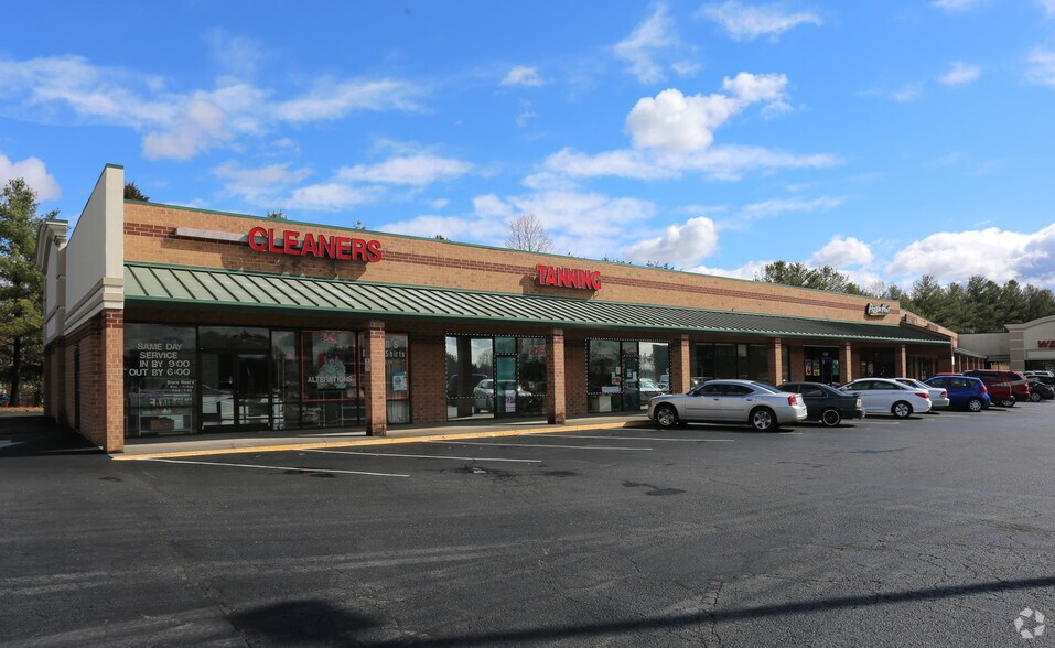 Primary Photo Of 5042-5070 Styers Ferry Rd, Lewisville Freestanding For Lease