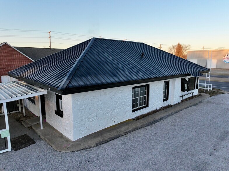 More Photos Of 510 N Lynn Riggs Blvd, Claremore Office Residential For Sale