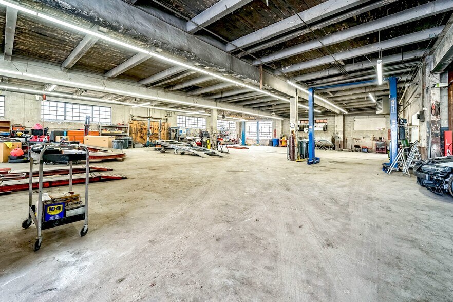 More Photos Of 4423 Belair Rd, Baltimore Auto Repair For Sale