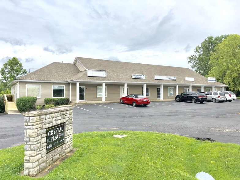 More Photos Of 606 Crystal Pl, La Grange Freestanding For Lease