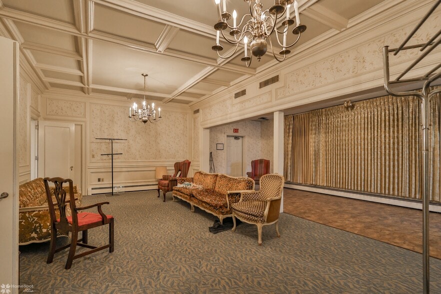 More Photos Of 1619 W Hamilton St, Allentown Funeral Home For Sale