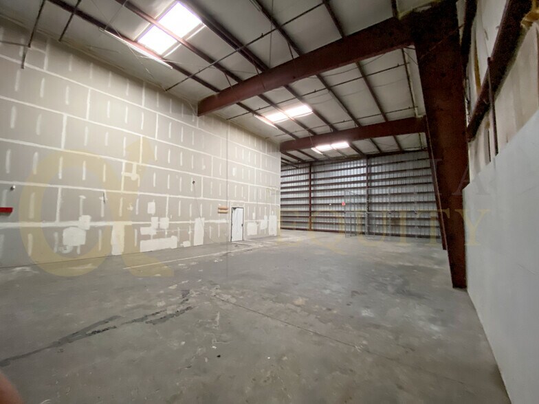 More Photos Of 109-115 Commerce St, Lake Mary Unknown For Lease