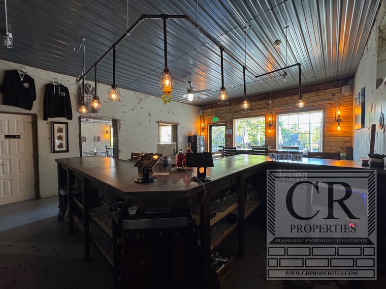 More Photos Of 17 Milton Ave, Highland Warehouse For Sale