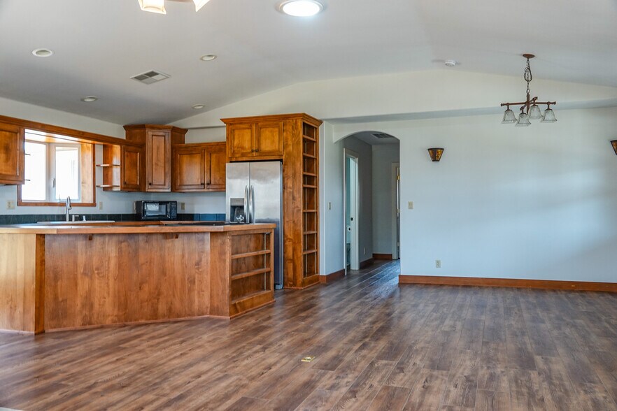 More Photos Of 2003 Kidder Creek Rd, Greenview Land For Sale