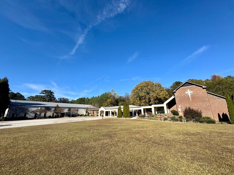 More Photos Of 3715 Bright Star Rd, Douglasville Religious Facility For Sale