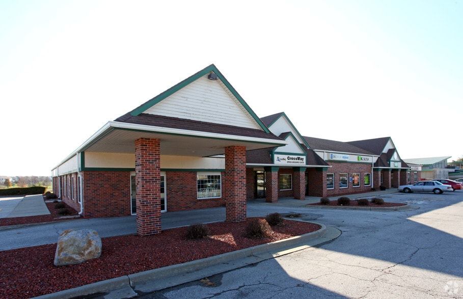 More Photos Of 600 8th St SW, Altoona Freestanding For Lease