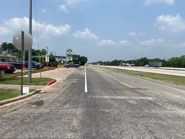 More Photos Of 108 Thigpen St, Carmine General Retail For Sale