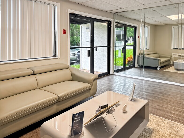 More Photos Of 452 Osceola St, Altamonte Springs Coworking Space