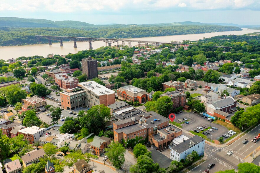 More Photos Of 214 Main St, Poughkeepsie Loft Creative Space For Sale