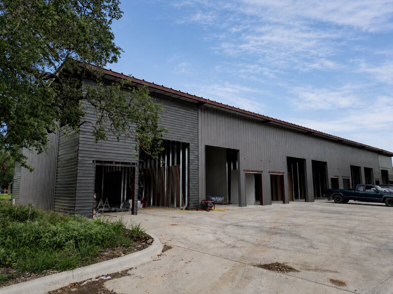 Primary Photo Of 7000 Airport Rd, Georgetown Light Distribution For Sale