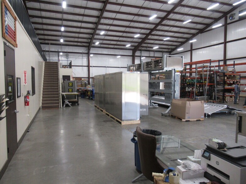 More Photos Of 21061 Gene Campbell Blvd, New Caney Warehouse For Sale