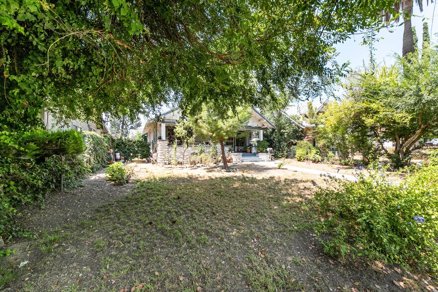 More Photos Of , Pasadena Unknown For Sale