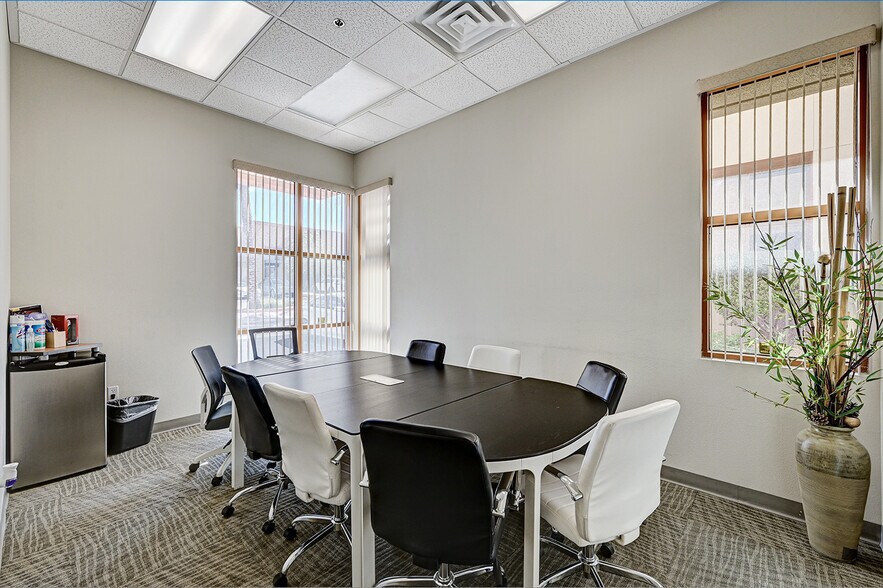 More Photos Of 6123 S Rainbow Blvd, Las Vegas Office For Sale