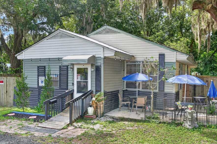 More Photos Of 3323 Saint Johns Ave, Palatka Restaurant For Sale