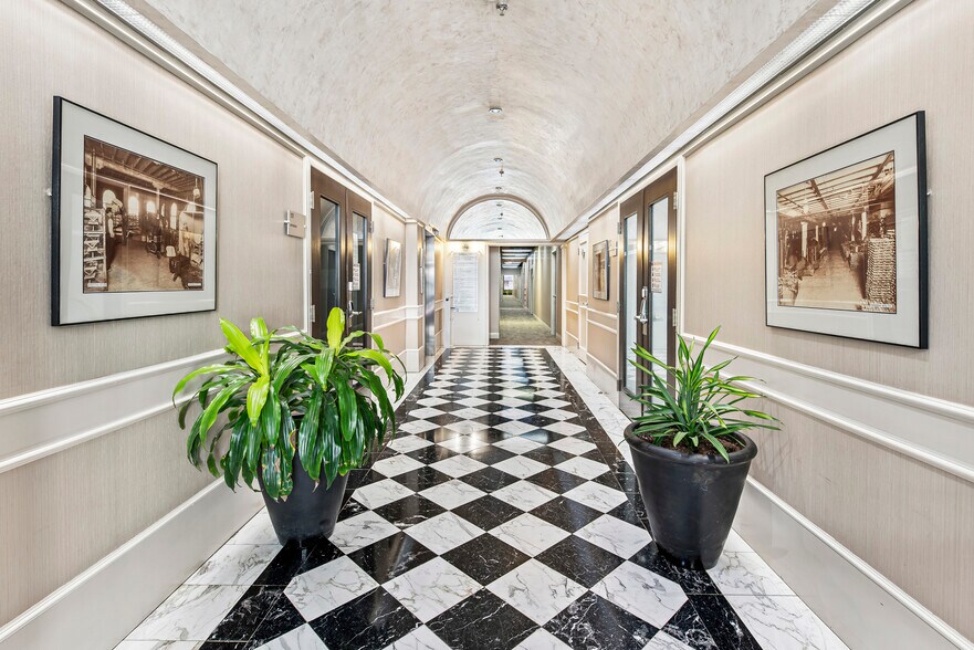 More Photos Of 411 Richmond St E, Toronto Office For Lease