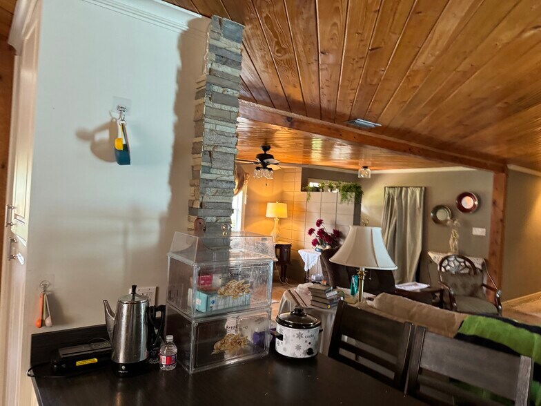 More Photos Of 3830 Clubhouse Rd, Lakeland Industrial For Sale