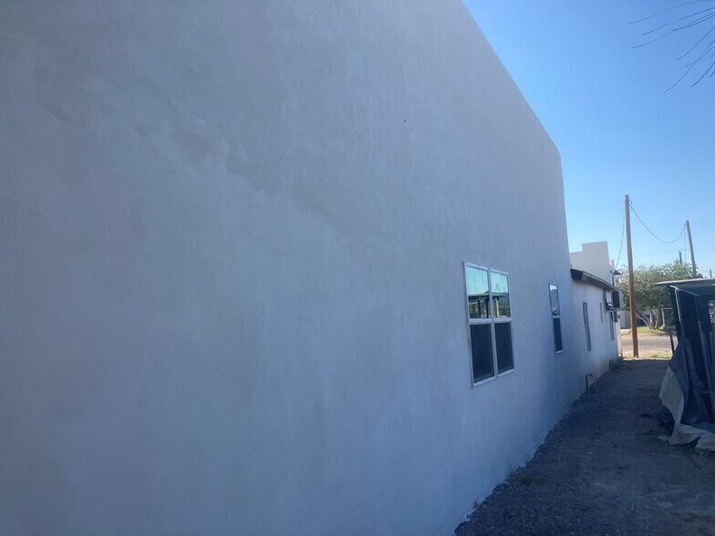 More Photos Of 605 E Alpine St, Presidio Land For Sale