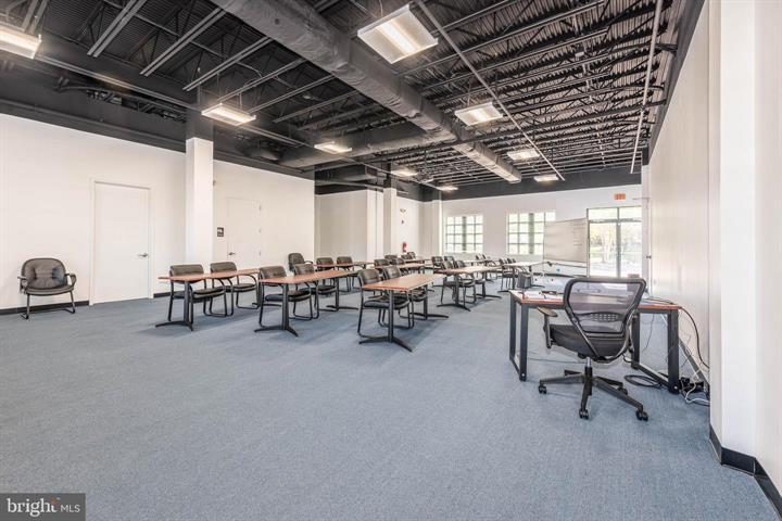 More Photos Of 2421 Mountain Rd, Pasadena Medical For Sale