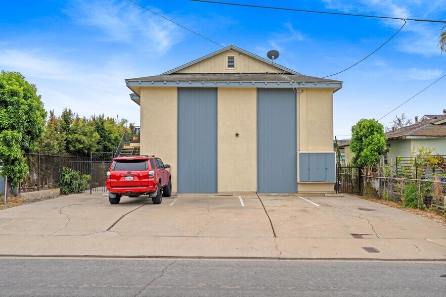 More Photos Of 1041 Calla Ave, Imperial Beach Apartments For Sale